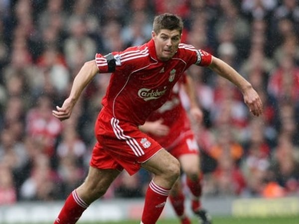 Steven Gerrard has adopted a measured approach to both Robbie Keane's goalscoring drought and his side's Premier League prospects