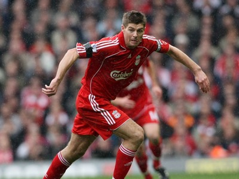 Steven Gerrard has adopted a measured approach to both Robbie Keane's goalscoring drought and his side's Premier League prospects