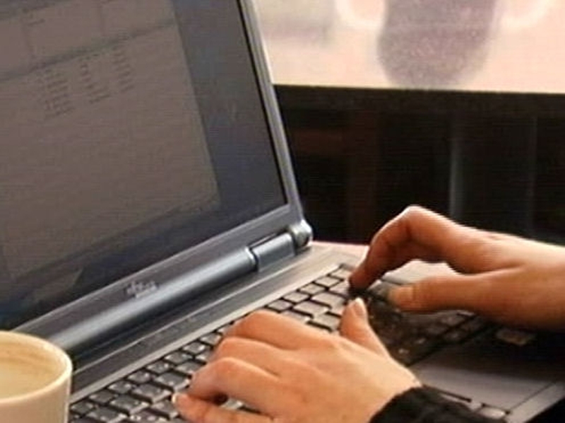 Laptop theft - Fraud risk 'very low'