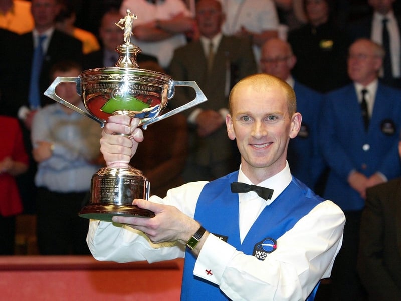 Former world champion Peter Ebdon has won the China Open