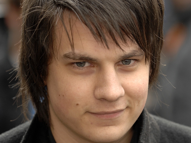 Sidwell - Character Steven is set to attempt murder