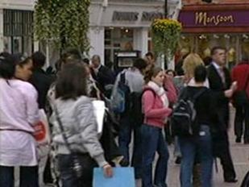 Labour market - Deteriorated further in June