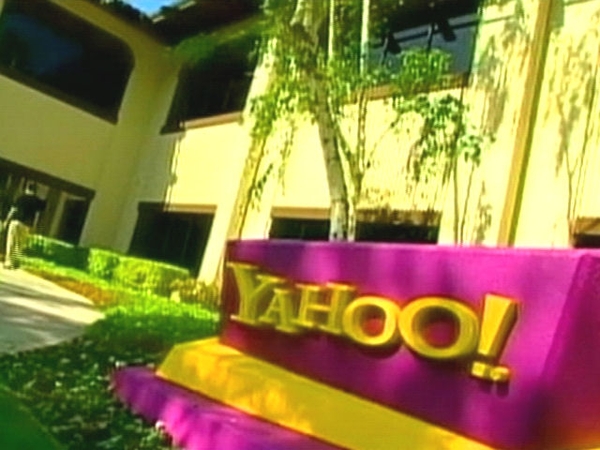 Yahoo results - Search shares up slightly