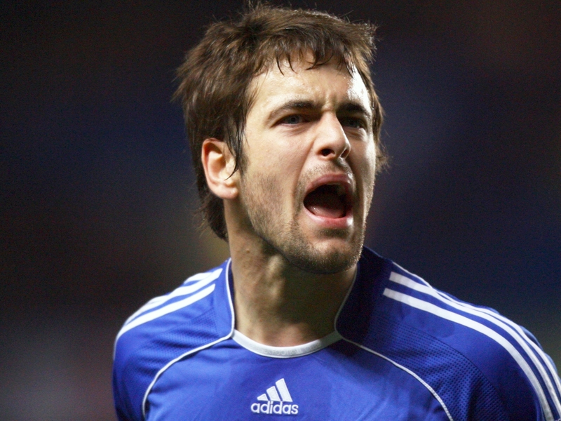 Joe Cole's Chelsea future looks more uncertain
