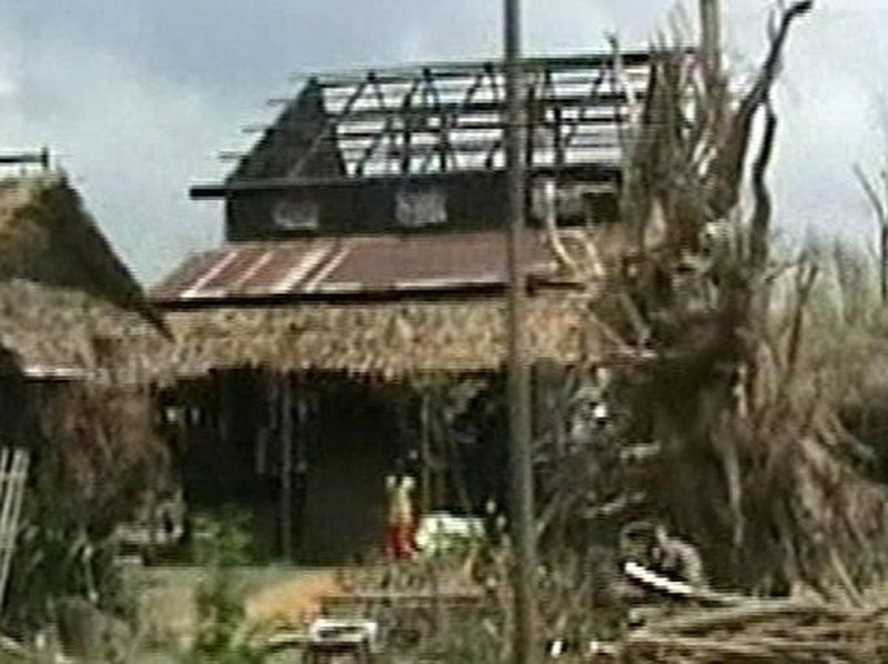 Cyclone - Many people still without aid