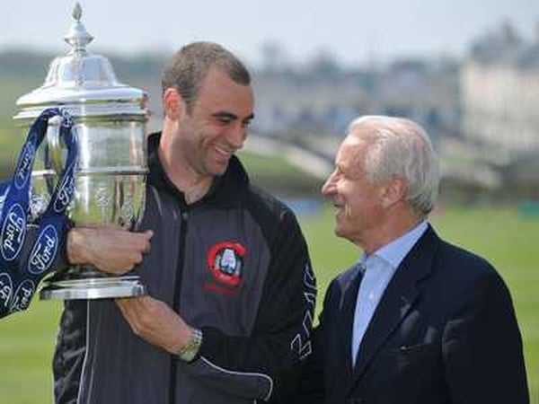 Cork City captain Dan Murray and Republic of Ireland manager Giovanni Trapattoni pictured with the FAI Cup earlier today -  - WATCH THE DRAW