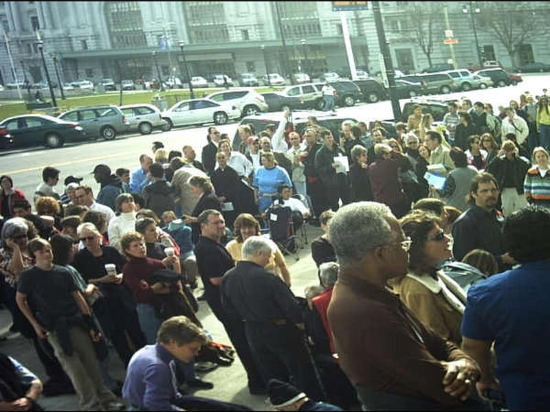 Golden State Rush - Scenes like this likely at California marriage licence offices