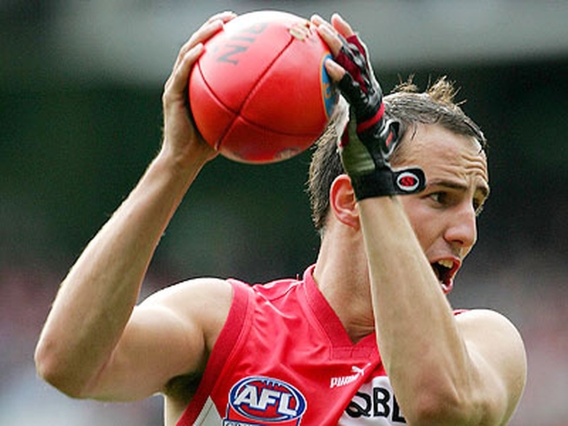 Tadhg Kennelly has incurred the wrath of sports agent Ricky Nixon