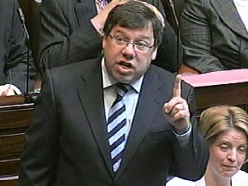 Brian Cowen - Controversy over comment picked up on Dáil microphone