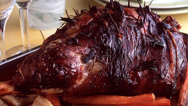 Barbequed Leg Of Lamb with Rosemary Marinade and G