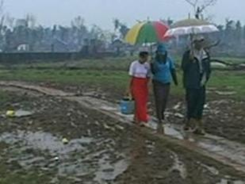 Burma - Cyclone hit 2-3 May