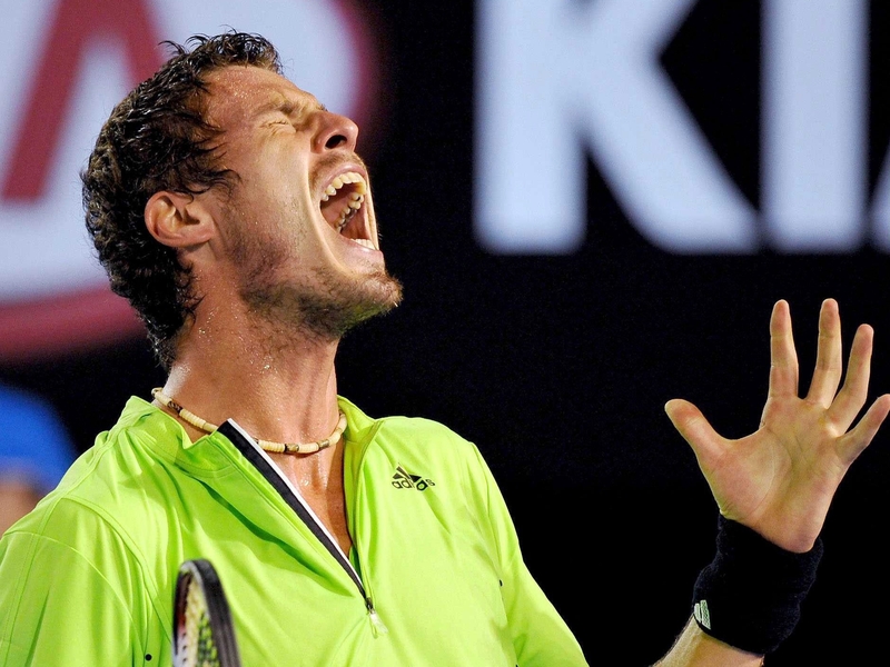 Marat Safin will next meet fellow Russian and fourth seed Nikolay Davydenko