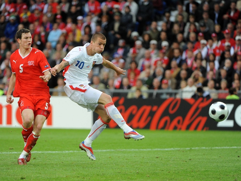 Vaclav Sverkos' strike gave the Czech Republic a winning start to Euro 2008