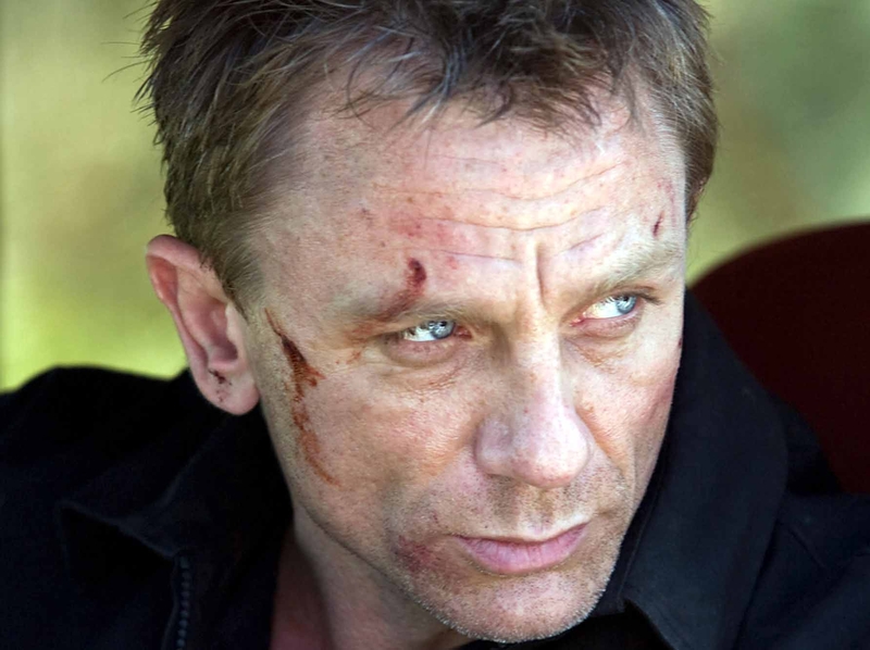 Craid - In character as 007