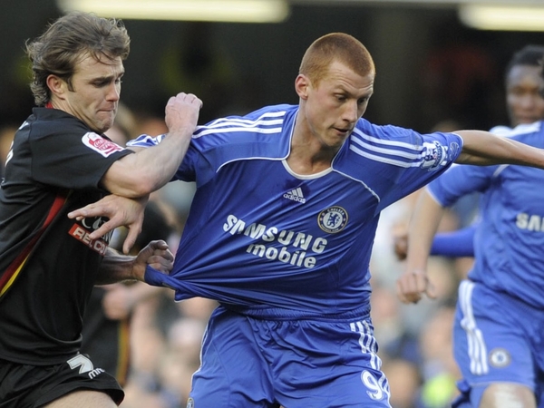 Steve Sidwell started just seven games for Chelsea last season