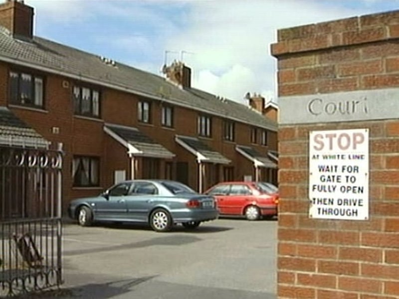 Limerick - Man's body found at apartment complex