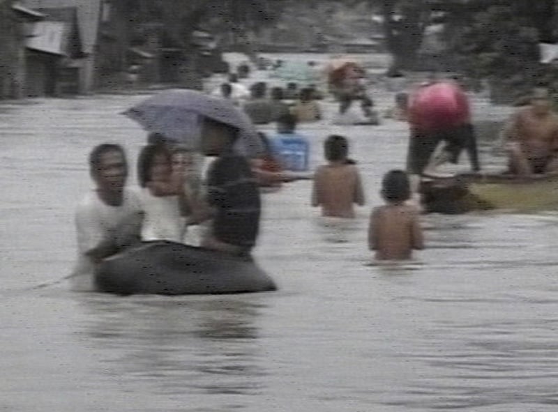 Philippines - Warnings of further flash floods