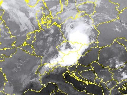 Switzerland and Austria experienced strong winds during Wednesday's electrical storm