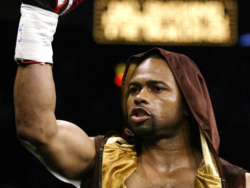 Roy Jones Jr is lacking ring time according to Joe Calzaghe's father Enzo