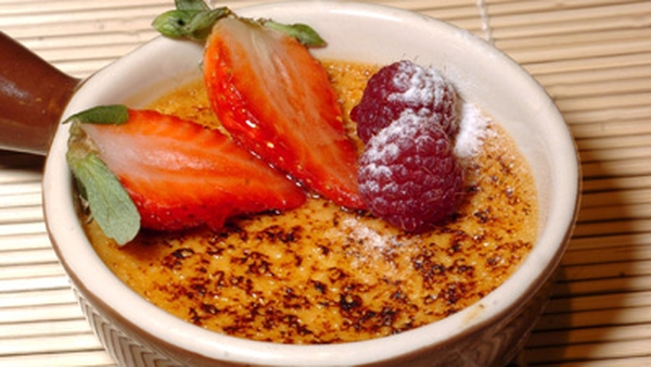 Yoghurt Crème Brulée With Marinated Summer Berries