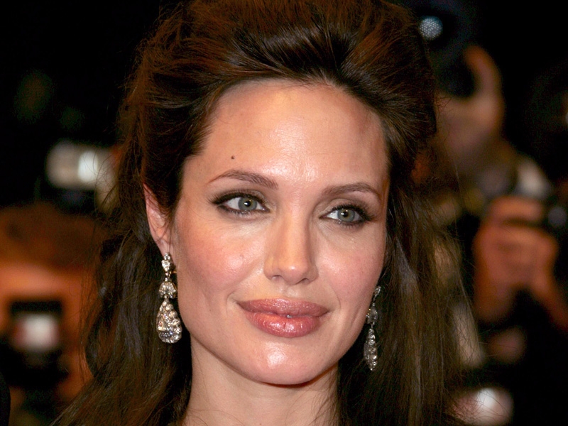 Jolie - Didn't want to get pregnant until she met Brad Pitt