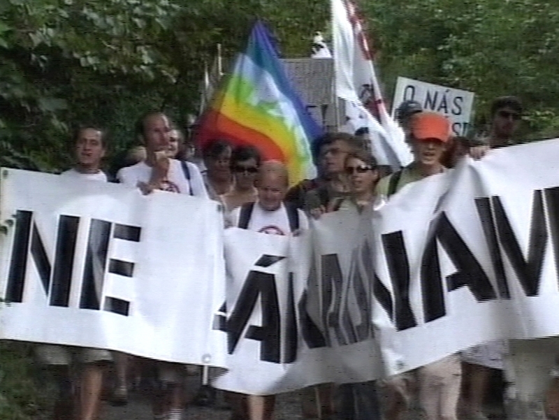 Czech Republic - Defence plans controversial