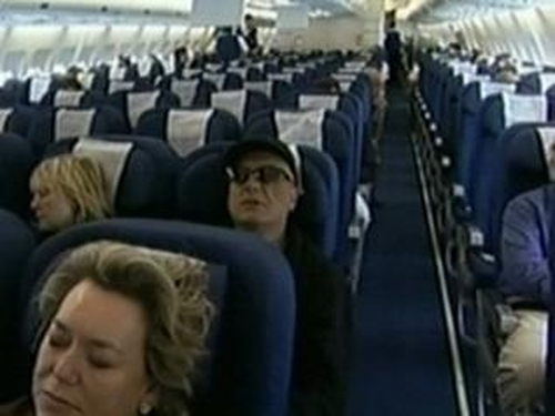Air passengers' poll - Majority hate paying to pick their seats