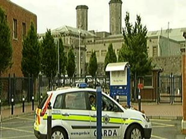 Mountjoy Prison - 70 prisoners were barricaded in a recreation room
