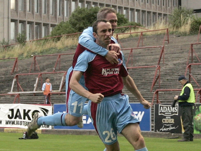 Ollie Cahill celebrates scoring Drogheda United's first goal