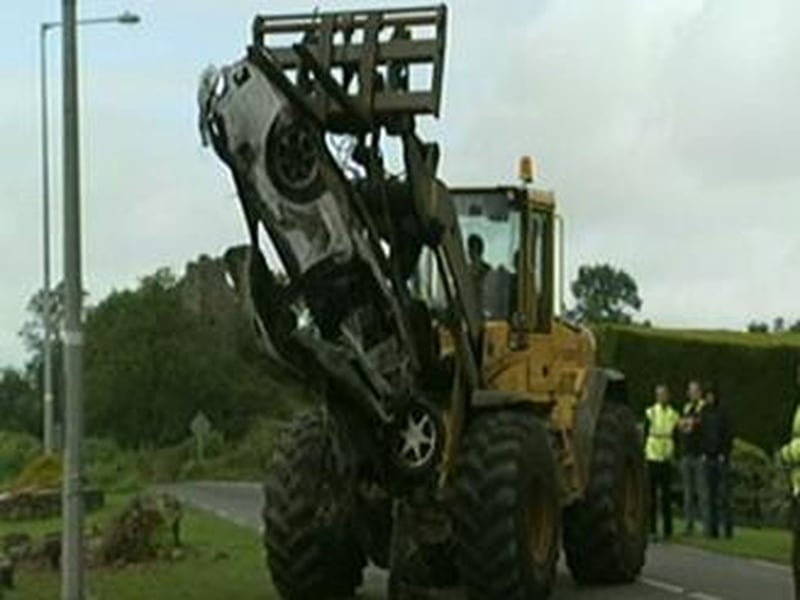 Offaly - Man and woman killed in crash