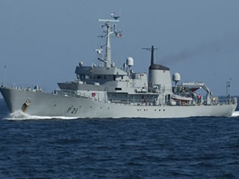 LÉ Emer - Officers boarded fishing vessel