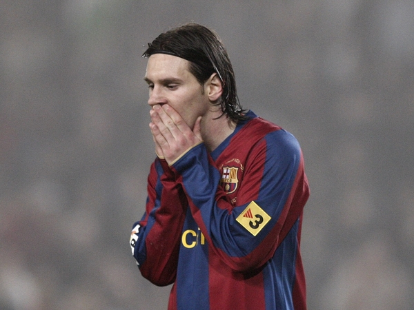 Barcelona don't want Messi to travel to Beijing