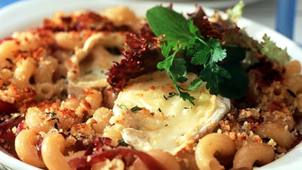 Minestrone pasta bake