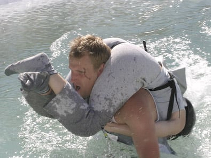 Wife-carrying - Trip to Finland is top prize - (Pic: Sneemfestival.com)