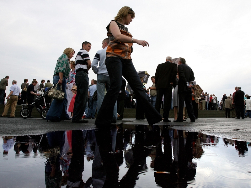 The unseasonably wet summer had an impact on racing attendances in 2008