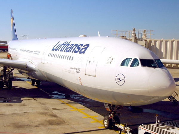 Lufthansa - Third quarter net profits up
