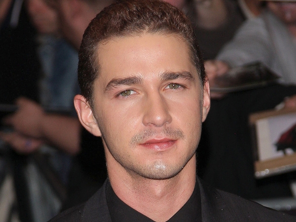 LaBeouf - Surgery on hand