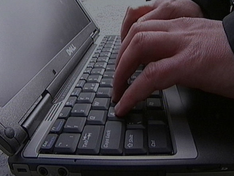 Laptop - Personal information 'lost' after theft