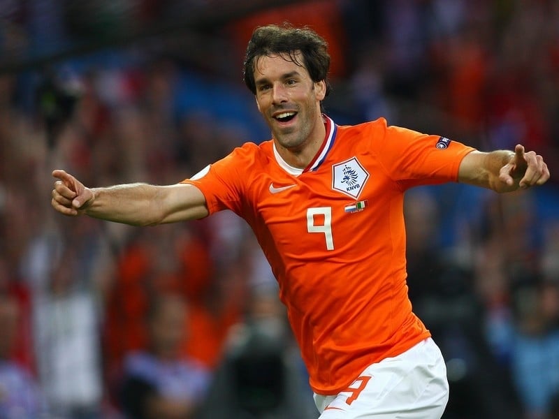 Ruud van Nistelrooy has announced his retirement from international football