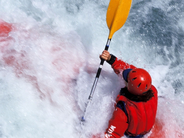 Canada's van Koeverden makes perfect start