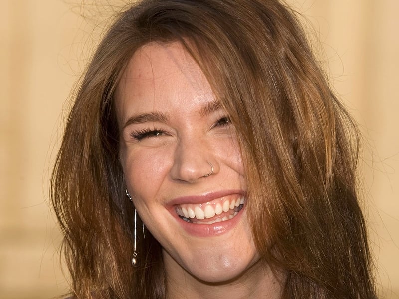 Stone - To play Anne of Cleves