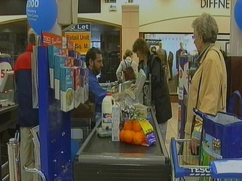 Tesco - Sligo store shut down by fire officer