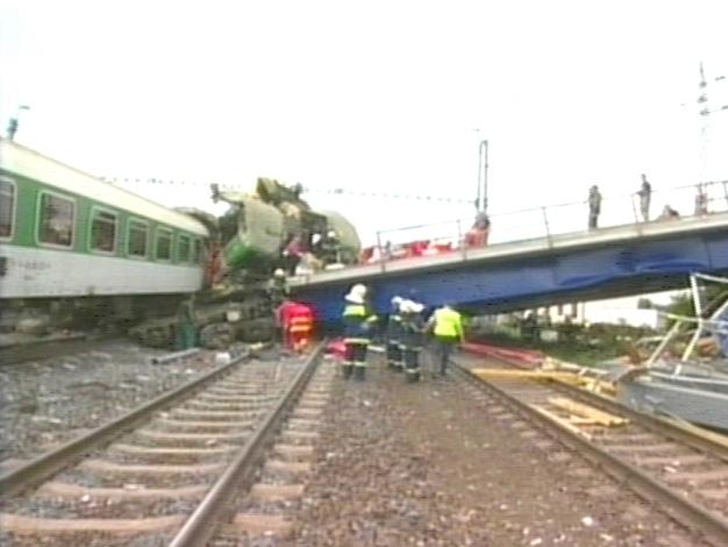 Studenka - 100 injured in crash