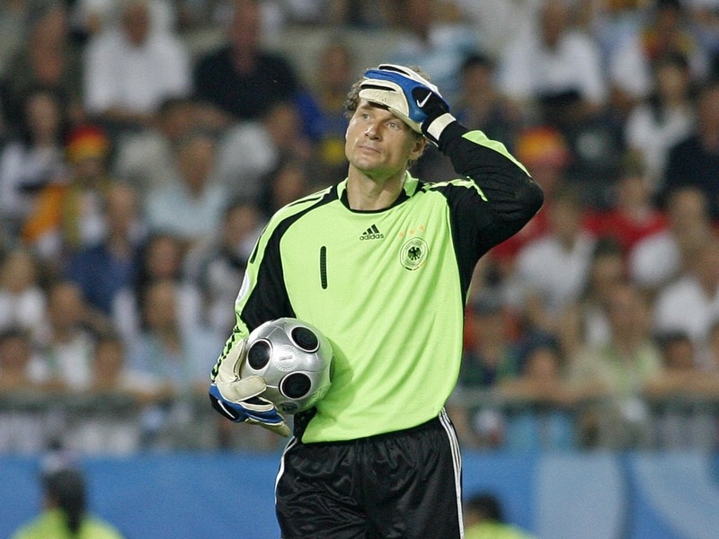 Former Arsenal goalkeeper Jens Lehmann has retired from international football