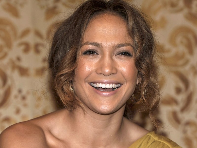 Lopez - Will executive produce series