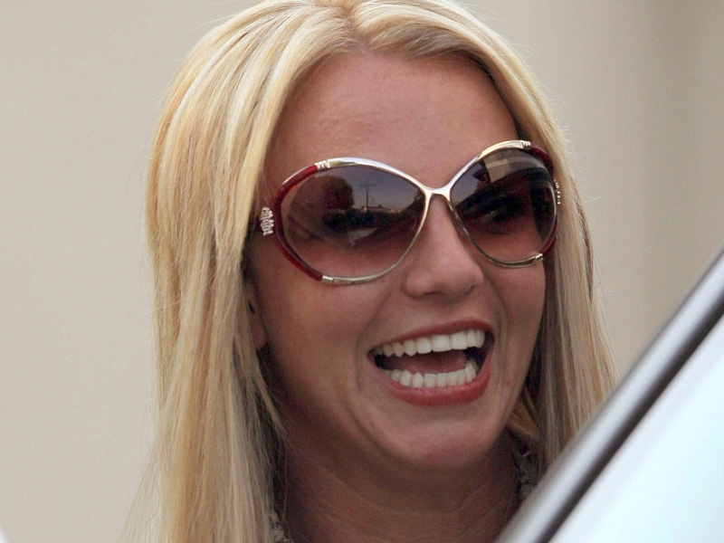 Spears - Mother has written a book