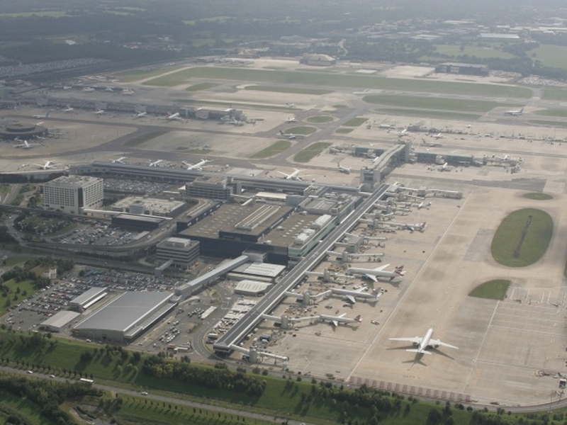 Gatwick Airport - Aer Lingus to run eight routes