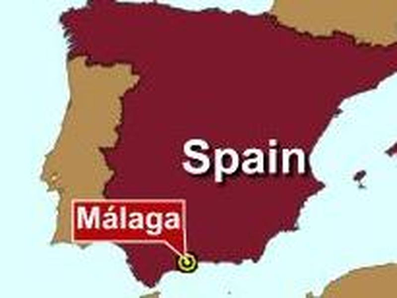 Spain - Bombs explode at resort