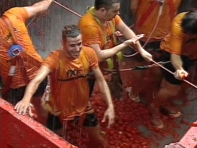 Bunol - Tomato fight