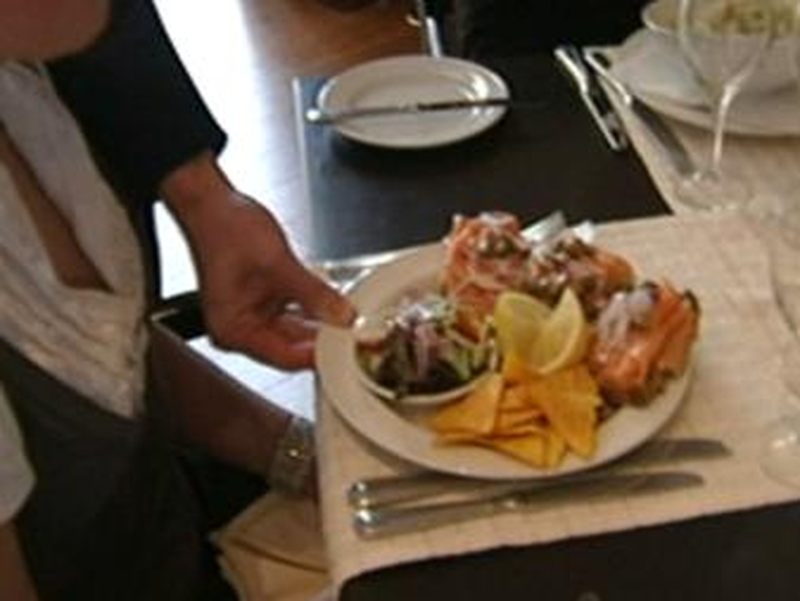 Restaurants - Owners warning of further job losses